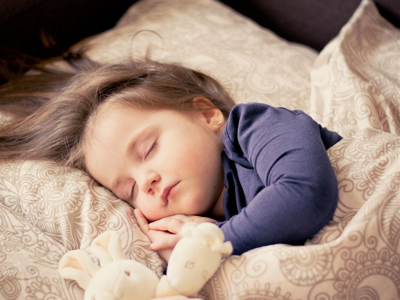 Voyager avec un bébé : la checklist indispensable